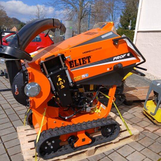 Häcksler Raupe Benzin